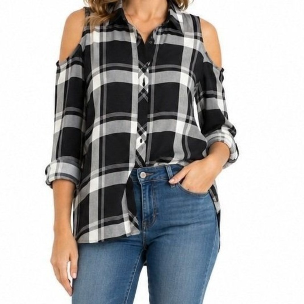 K. Jordan Plaid Cold Shoulder Top Women 1X Black White‎ Button Down Rayon Shirt